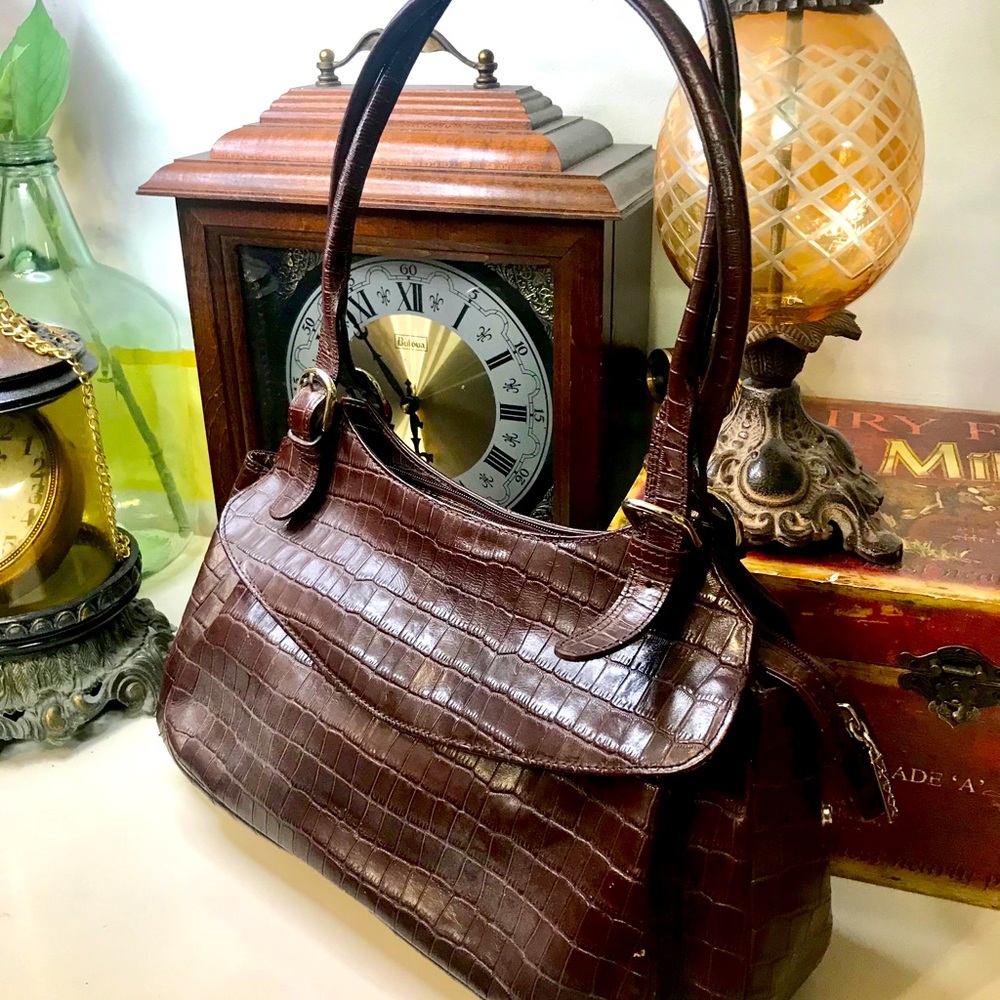 Crocodile embossed leather shoulder bag purse